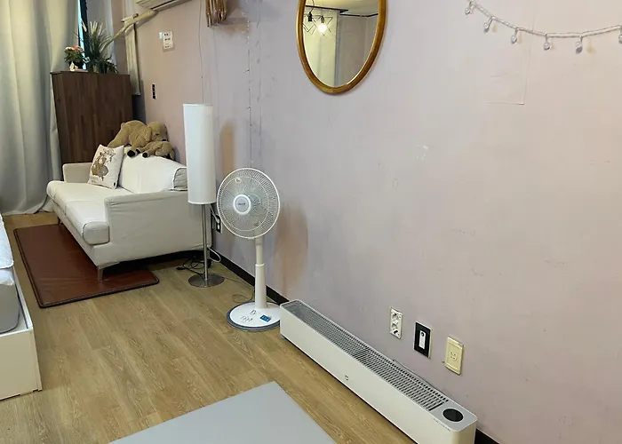 Апартаменты Gangnam Reasonable Price House