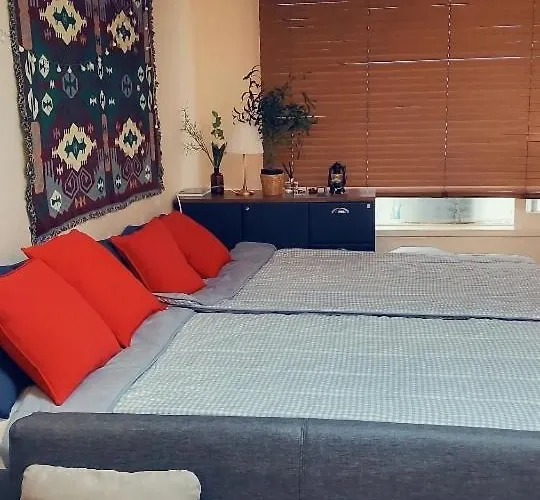 Gangnam Reasonable Price House Апартаменты Сеул